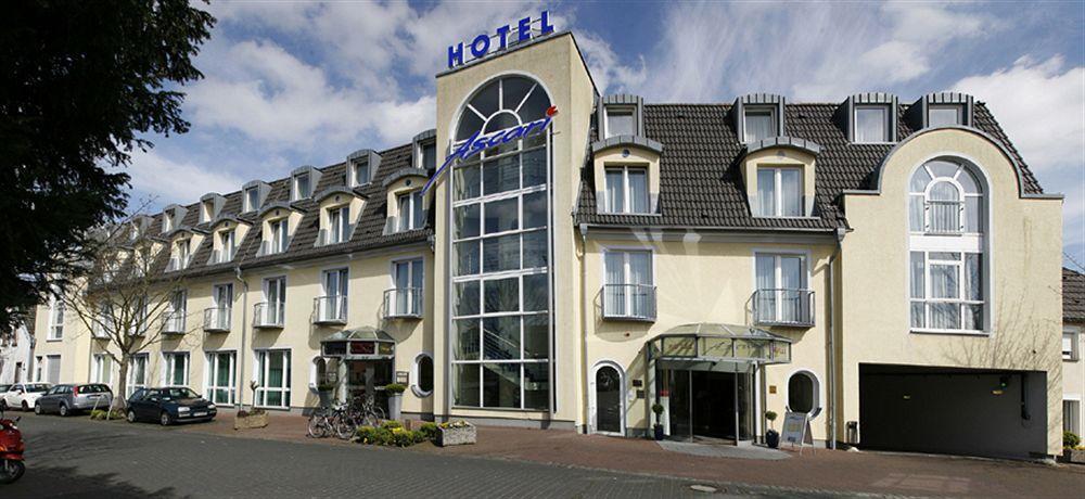 Plaza Inn Koeln Пульхайм Экстерьер фото